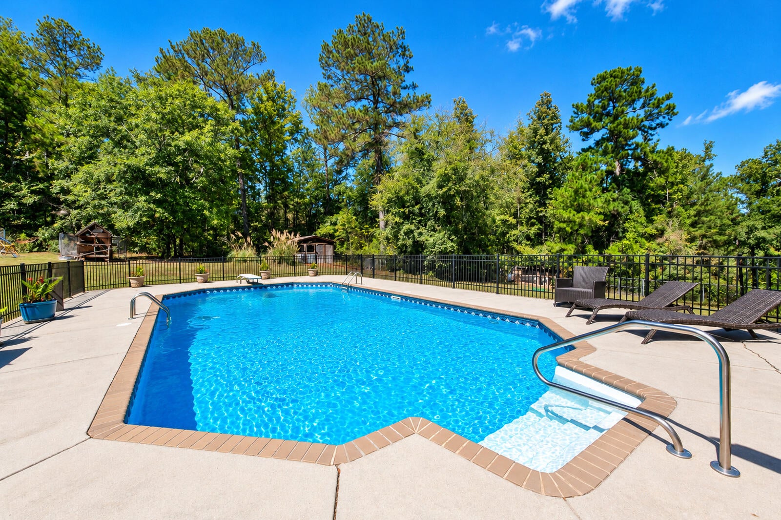 5347 Magnolia Court