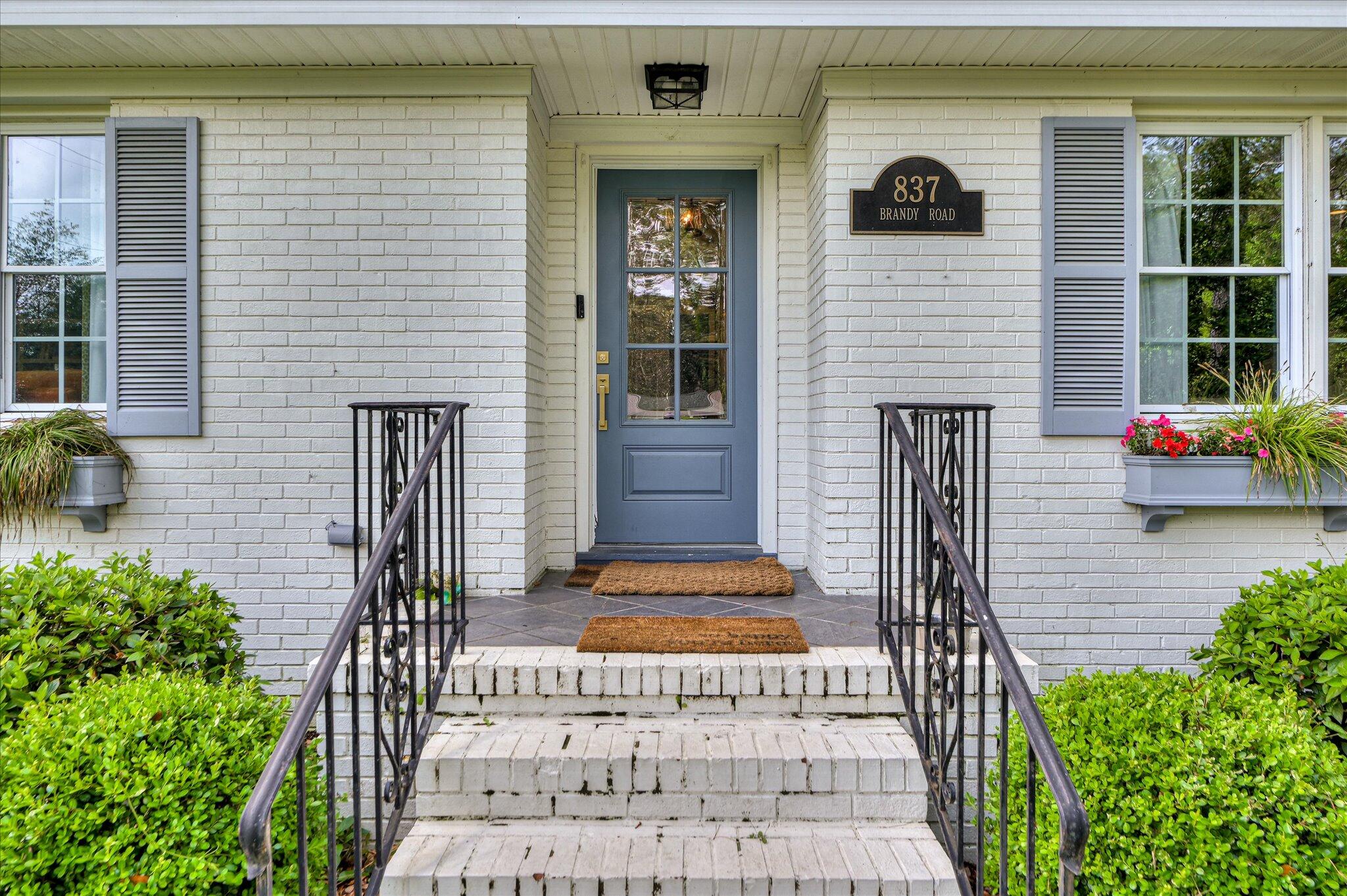 837 Brandy Road SE