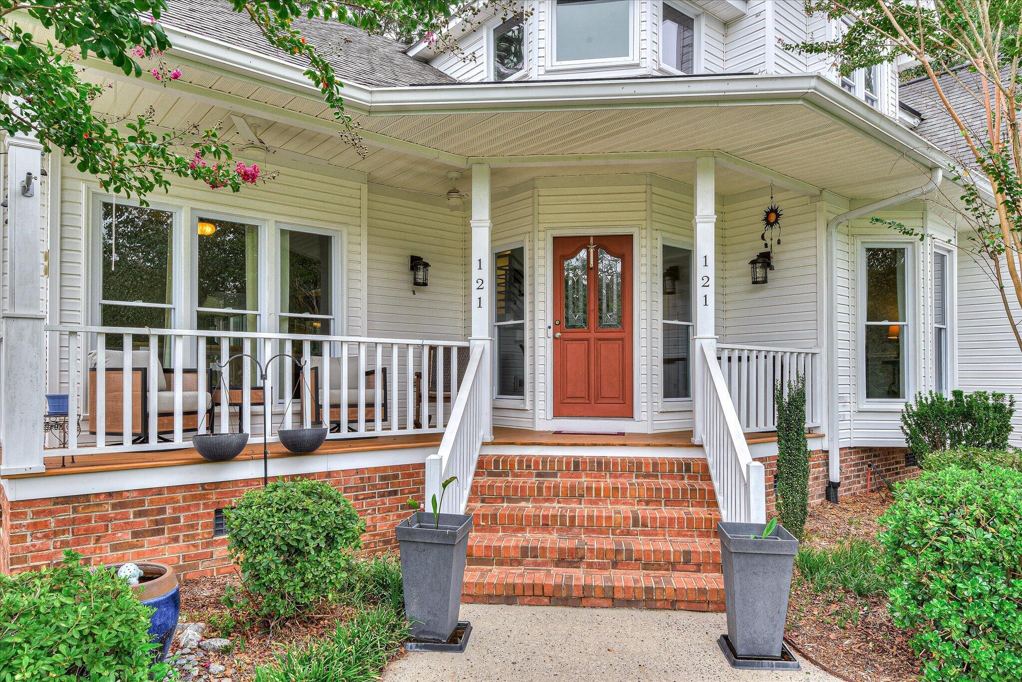 121 Tall Pine Drive