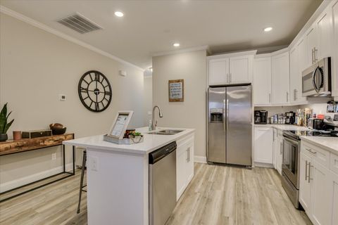 Tiny photo for 306 Alta Vista Avenue #Unit 5, North Augusta, SC 29841 (MLS # 221828)