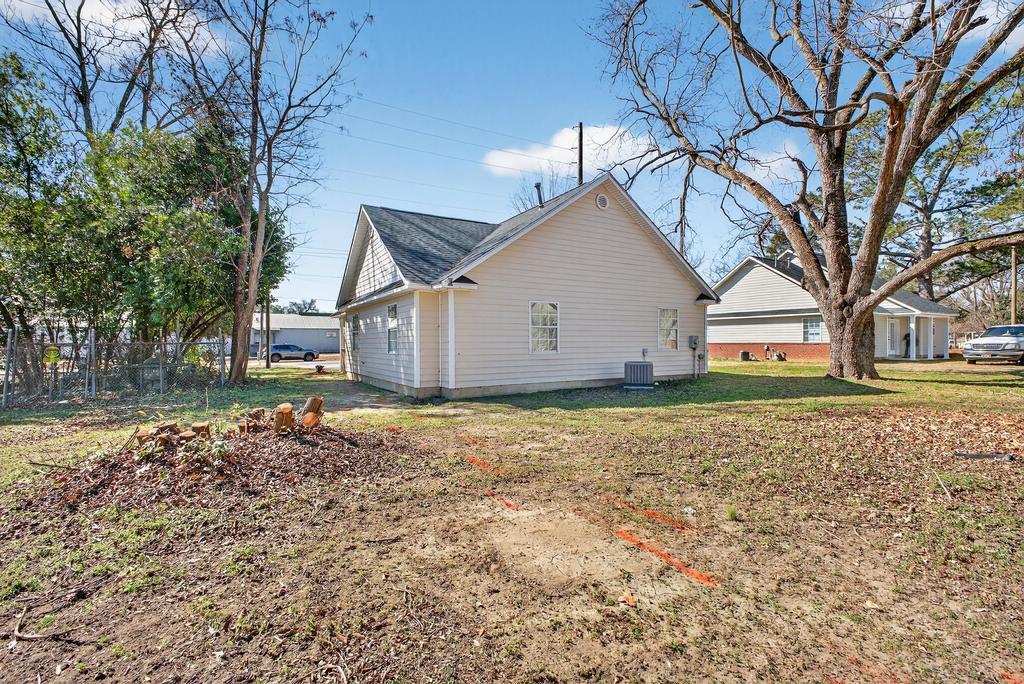 920 Barnwell Avenue NE