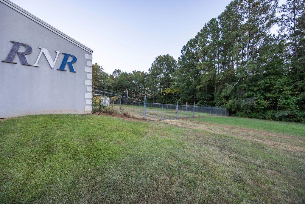 1168 Bauskett Street