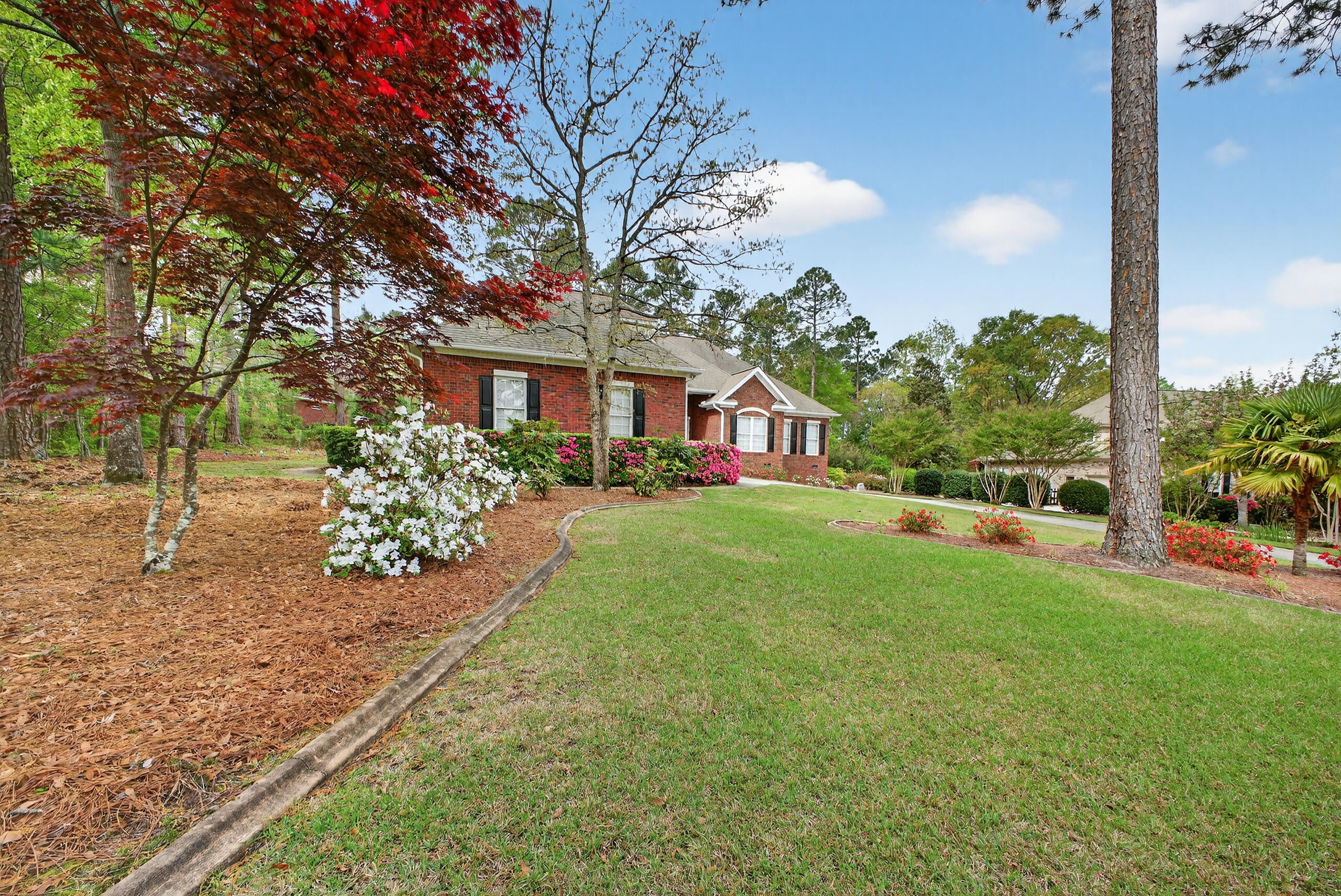 15 Ashbrook Court
