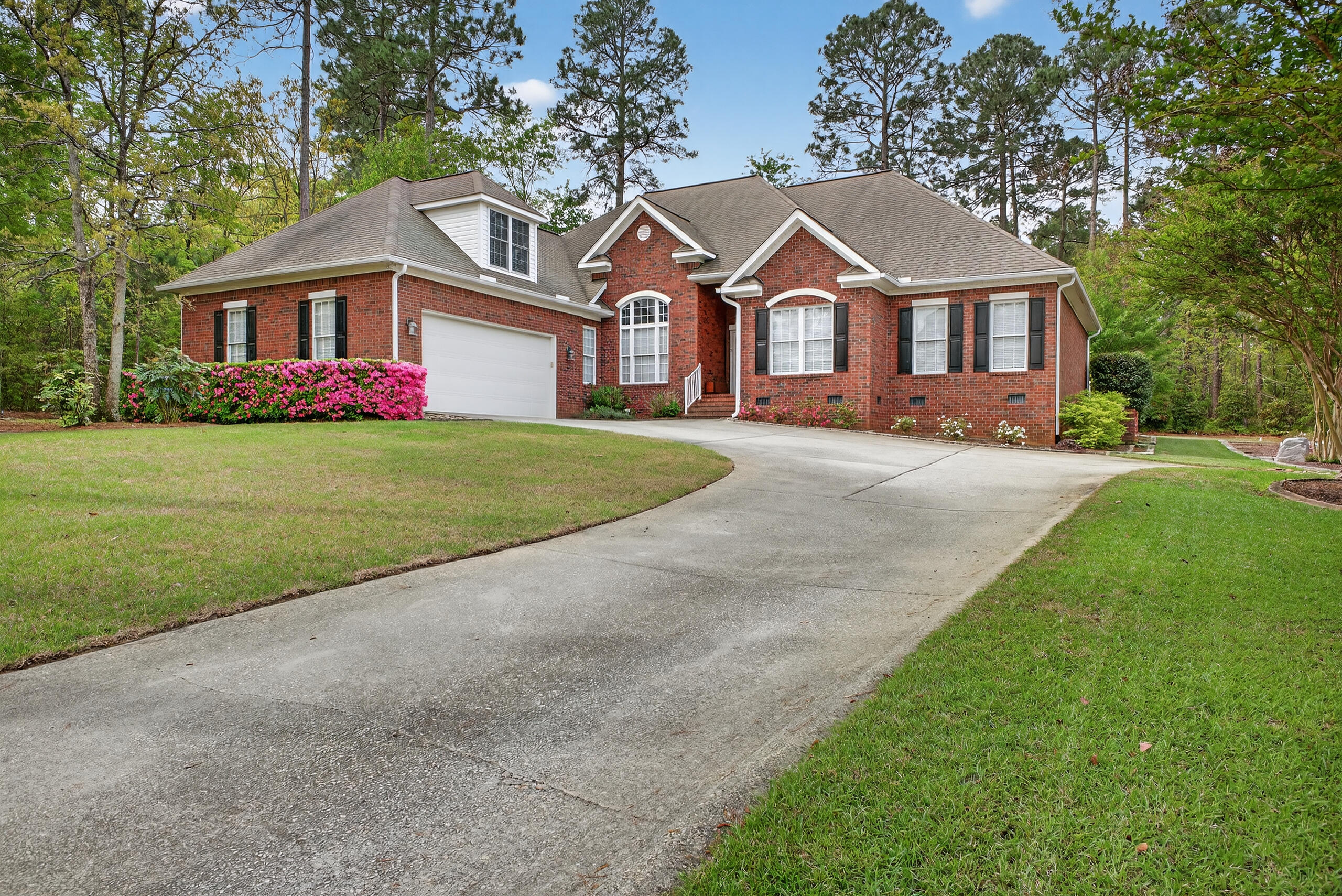 15 Ashbrook Court