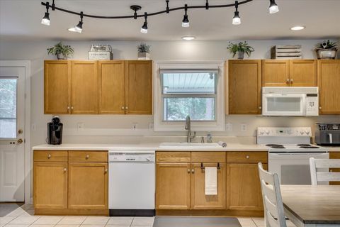 Tiny photo for 136/138 Edmunds Cemetery Road, Mccormick, SC 29835 (MLS # 219336)