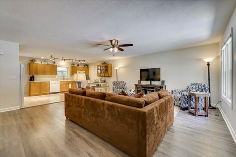 Tiny photo for 136/138 Edmunds Cemetery Road, Mccormick, SC 29835 (MLS # 219336)