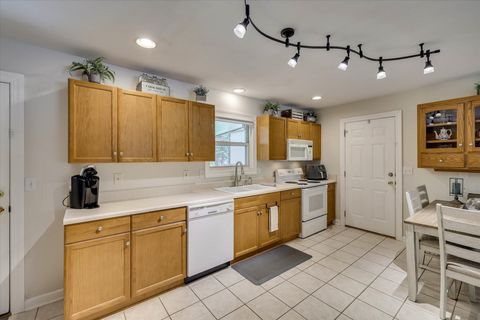 Tiny photo for 136/138 Edmunds Cemetery Road, Mccormick, SC 29835 (MLS # 219336)