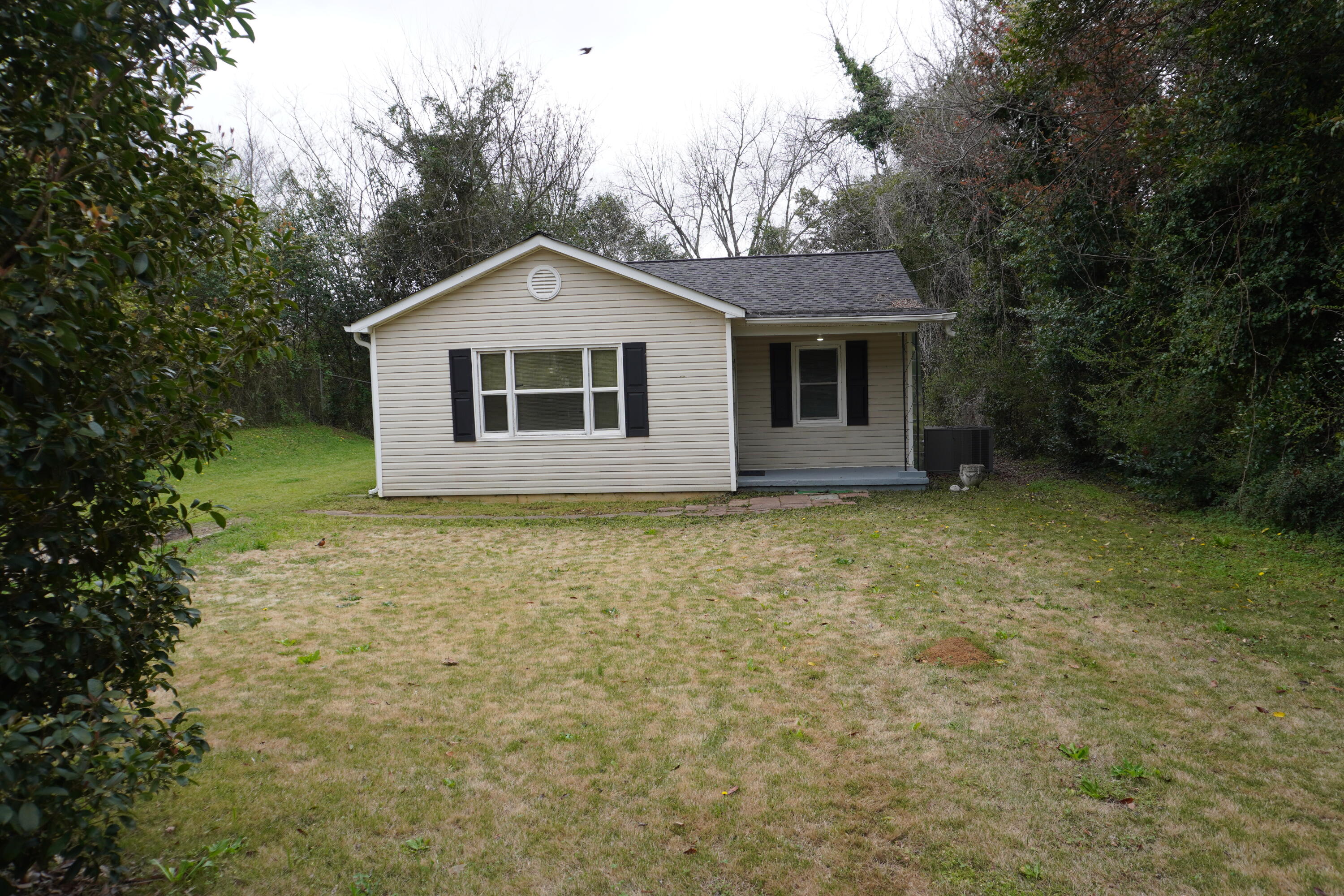 Aiken, South Carolina 29803, United States, 2 Bedrooms Bedrooms, ,1 BathroomBathrooms,Residential,Pending,63261