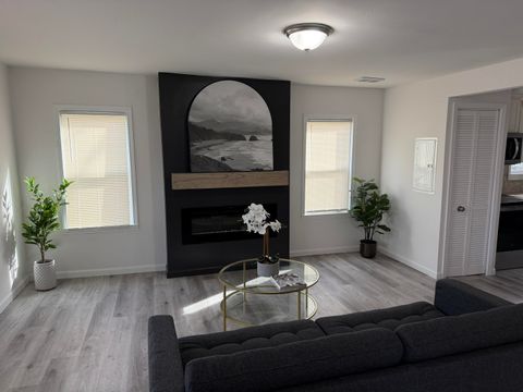 Tiny photo for 447 Glover Street, Edgefield, SC 29824 (MLS # 221490)