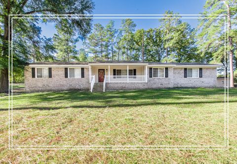 Photo of 2451 Horseshoe Bend, Aiken, SC 29803 (MLS # 220150)