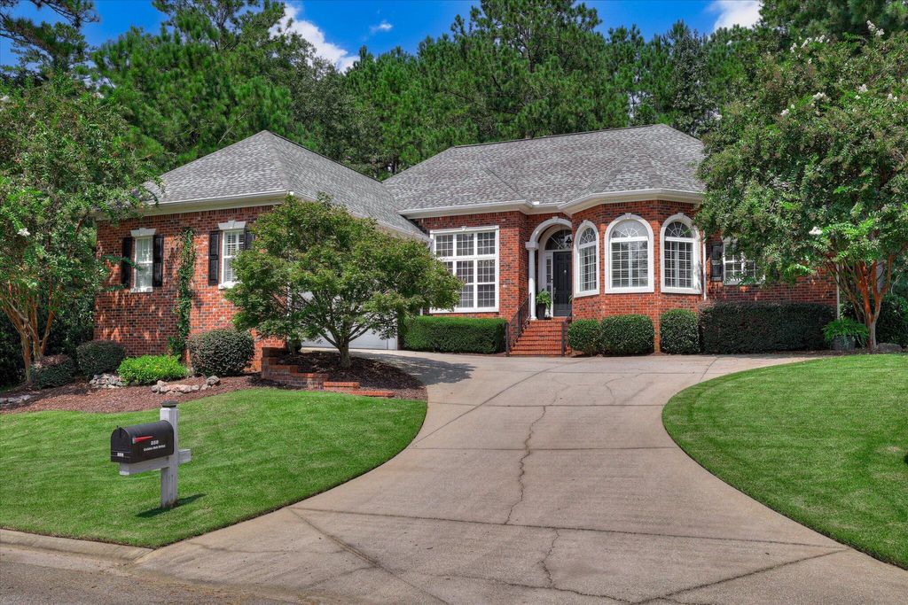 Photo for 258 Golden Oak Drive, Aiken, SC 29803 (MLS # 219649)