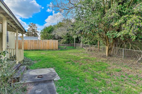 Tiny photo for 106 Dundee Drive, North Augusta, SC 29841 (MLS # 222225)