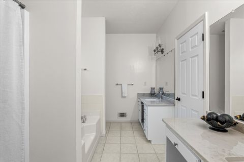 Tiny photo for 201 Cadada Court, North Augusta, SC 29841 (MLS # 220602)