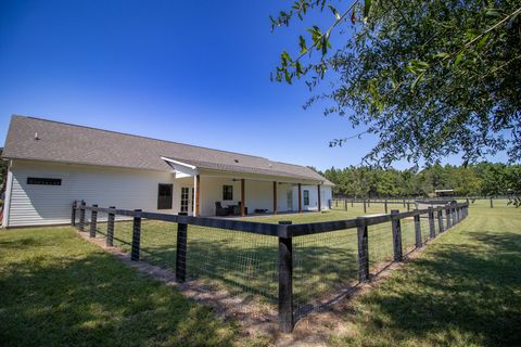 Tiny photo for 571 Oak Ridge Club Road, Windsor, SC 29856 (MLS # 219520)