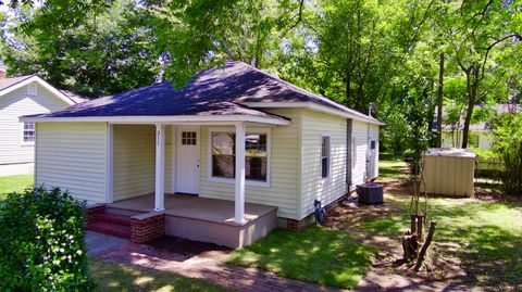 Single Family Residence in Aiken SC 311 Abbeville Avenue.jpg