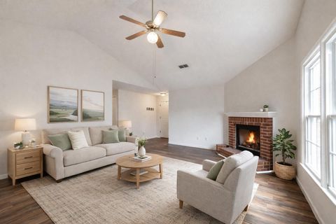 Tiny photo for 64 Woodlawn Lane, North Augusta, SC 29841 (MLS # 222138)