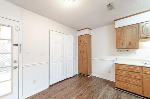 Tiny photo for 64 Woodlawn Lane, North Augusta, SC 29841 (MLS # 222138)