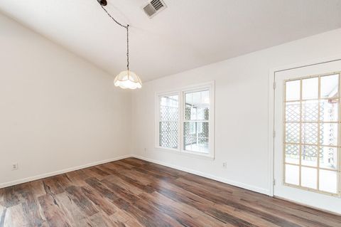 Tiny photo for 64 Woodlawn Lane, North Augusta, SC 29841 (MLS # 222138)