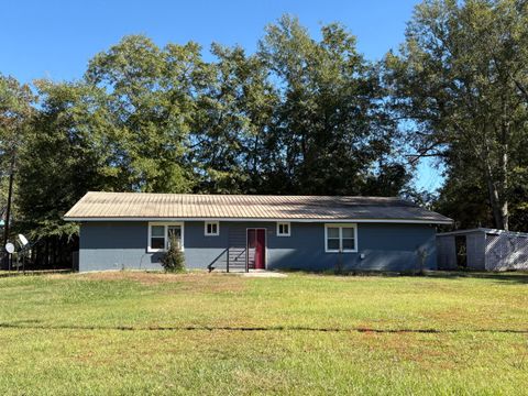 Photo of 251 Black Road, Barnwell, SC 29812 (MLS # 220117) Photo of 251 Black Road, Barnwell, SC 29812 (MLS # 220117)