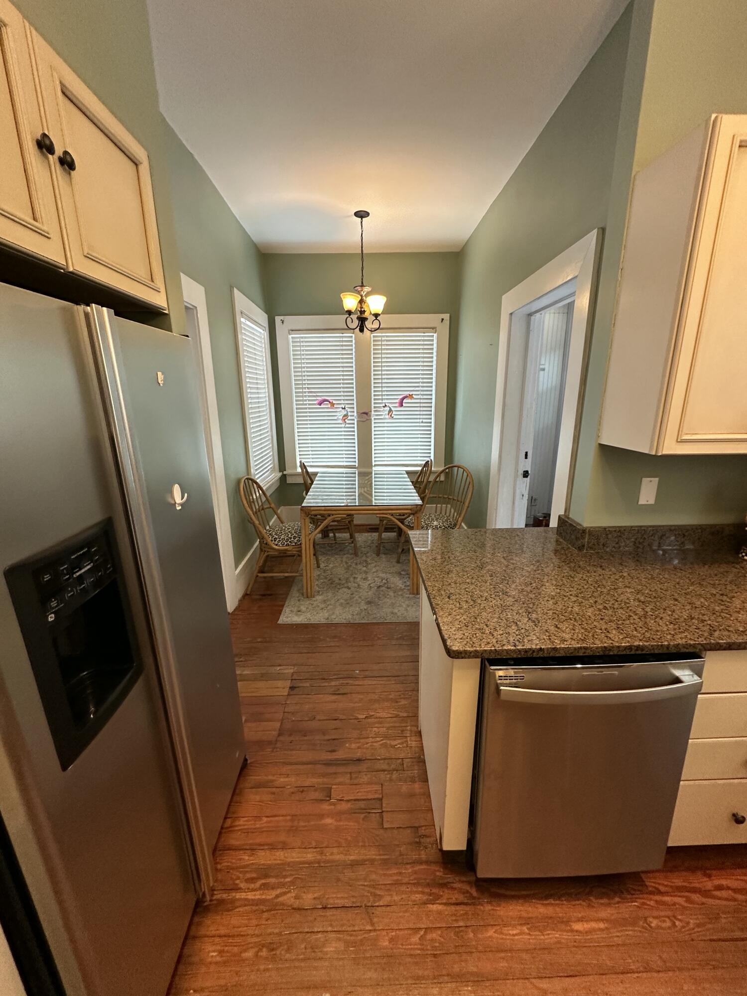 82 Nightingale Street