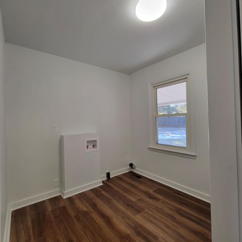 Tiny photo for 129 Virginia Avenue, Barnwell, SC 29812 (MLS # 220569)