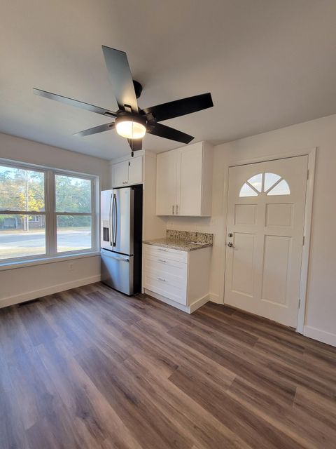 Tiny photo for 129 Virginia Avenue, Barnwell, SC 29812 (MLS # 220569)