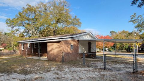 Tiny photo for 129 Virginia Avenue, Barnwell, SC 29812 (MLS # 220569)