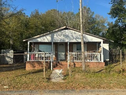 Photo of 140 Weaver Street, Aiken, SC 29801 (MLS # 220896)