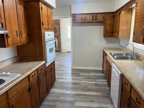 Tiny photo for 815 Rutledge Road SW, Aiken, SC 29801 (MLS # 221390)