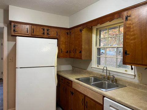 Tiny photo for 815 Rutledge Road SW, Aiken, SC 29801 (MLS # 221390)