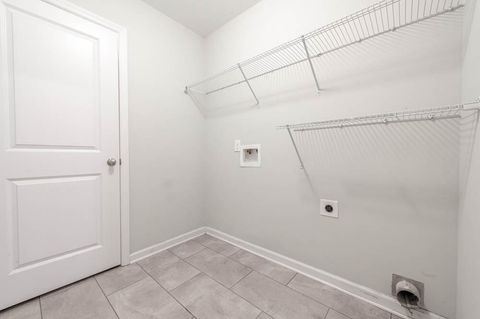 Tiny photo for 462 Country Glen Avenue, Graniteville, SC 29829 (MLS # 221204)