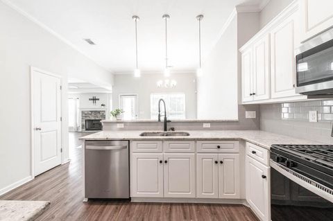 Tiny photo for 462 Country Glen Avenue, Graniteville, SC 29829 (MLS # 221204)