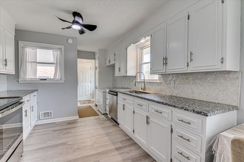 Tiny photo for 603 Oakdale Avenue, North Augusta, SC 29841 (MLS # 221756)