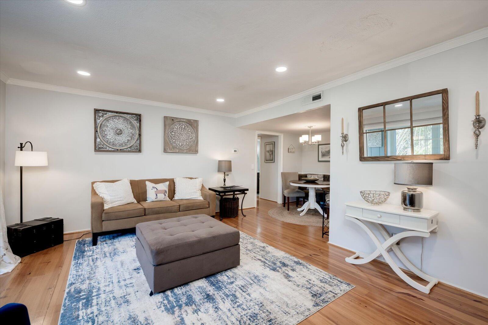 319 Laurens Street SW A6