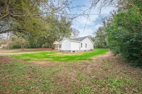 Tiny photo for 1106 Morningside Drive, Aiken, SC 29801 (MLS # 221219)