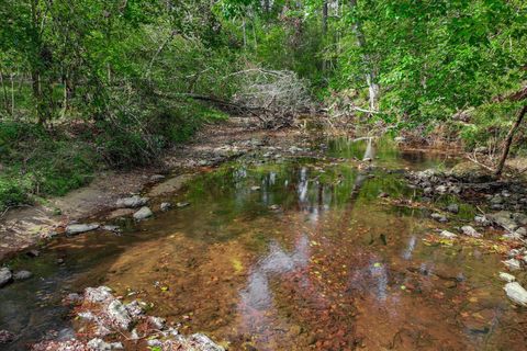 Tiny photo for 621 Meeting Street Road, Edgefield, SC 29824 (MLS # 219977)