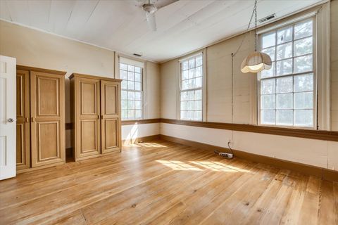 Tiny photo for 621 Meeting Street Road, Edgefield, SC 29824 (MLS # 219977)