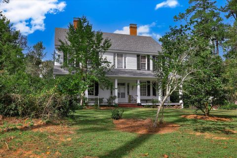 Tiny photo for 621 Meeting Street Road, Edgefield, SC 29824 (MLS # 219977)