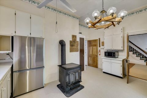 Tiny photo for 621 Meeting Street Road, Edgefield, SC 29824 (MLS # 219977)