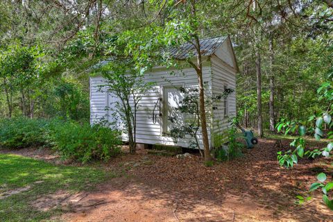 Tiny photo for 621 Meeting Street Road, Edgefield, SC 29824 (MLS # 219977)