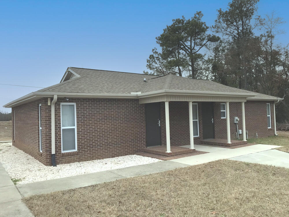 1598 Columbia Highway N