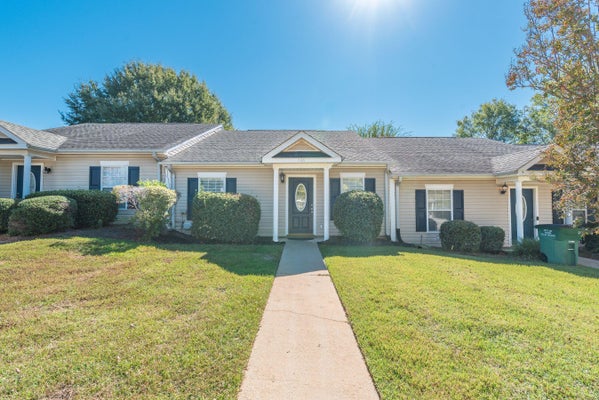 136 W MIDDLEBURY LN SW, AIKEN, SC 29803 - Image 5fcf1ac4b71ef1d11073ca093e82baf3/2241837806