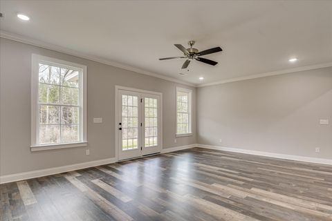 Tiny photo for 916 Walker Pointe Drive, Grovetown, GA 30813 (MLS # 220554)