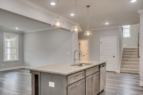 Tiny photo for 916 Walker Pointe Drive, Grovetown, GA 30813 (MLS # 220554)