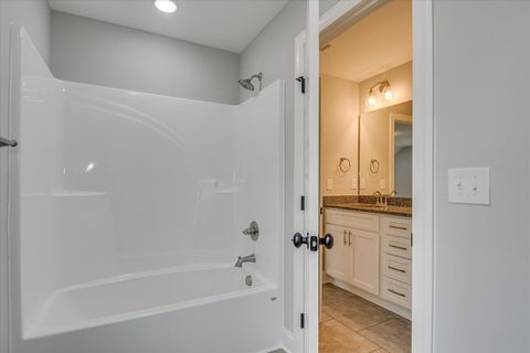 Tiny photo for 916 Walker Pointe Drive, Grovetown, GA 30813 (MLS # 220554)