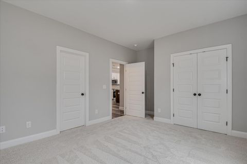 Tiny photo for 916 Walker Pointe Drive, Grovetown, GA 30813 (MLS # 220554)