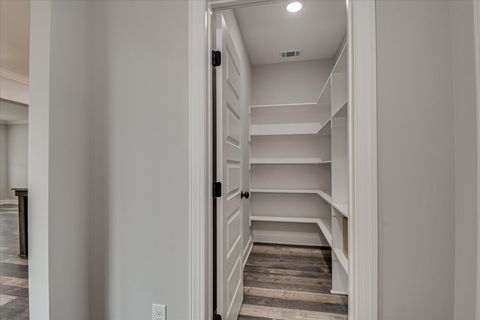 Tiny photo for 916 Walker Pointe Drive, Grovetown, GA 30813 (MLS # 220554)