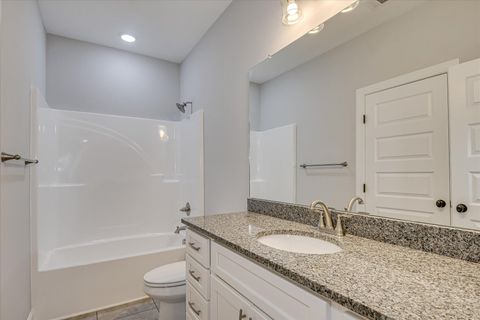 Tiny photo for 916 Walker Pointe Drive, Grovetown, GA 30813 (MLS # 220554)