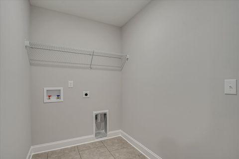 Tiny photo for 916 Walker Pointe Drive, Grovetown, GA 30813 (MLS # 220554)