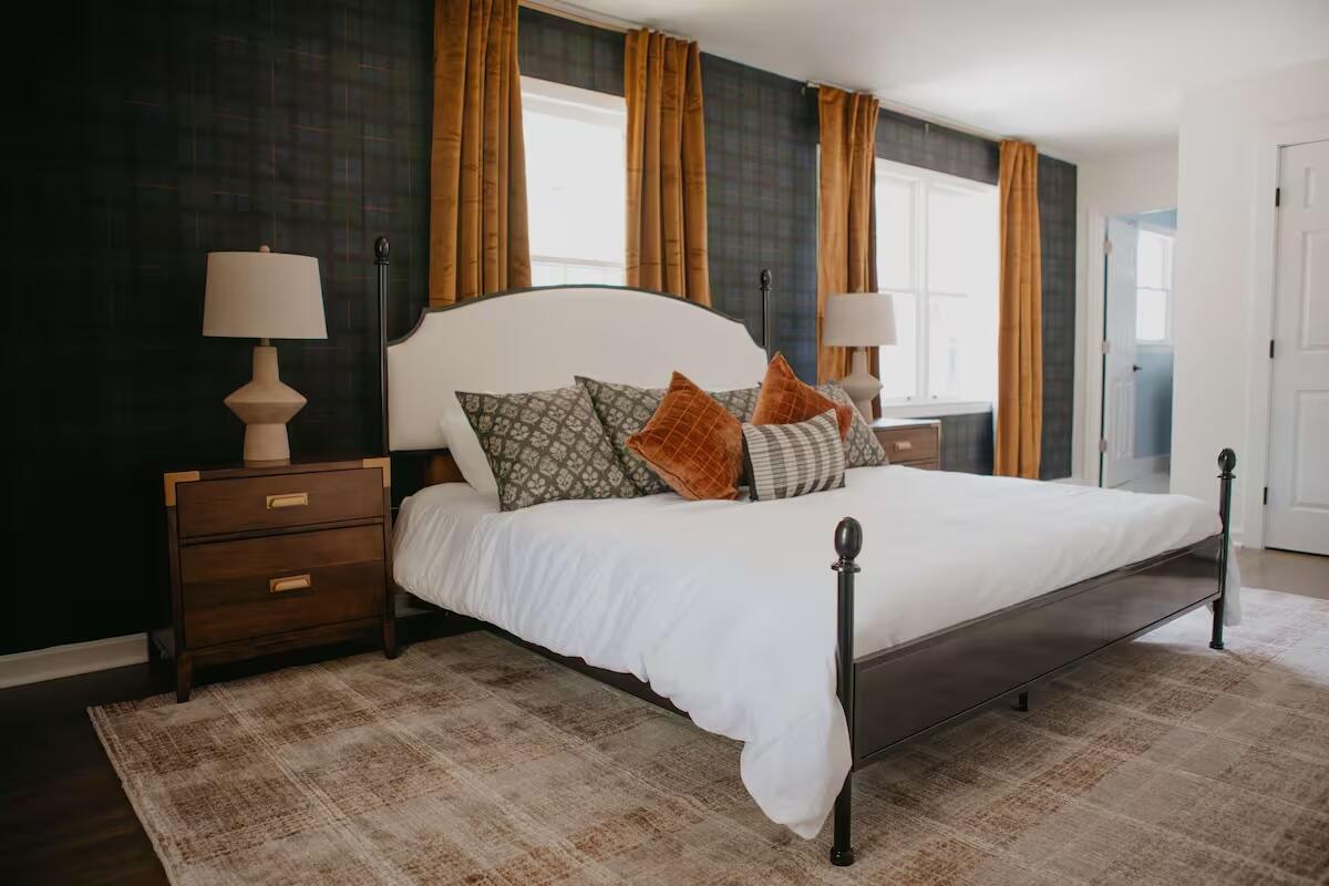 946 Magnolia Street SE